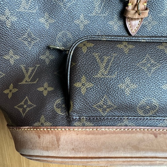 Louis Vuitton Monogram Montsouris MM Backpack (style discontinued by LV) - Picture 5 of 16